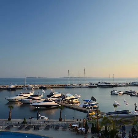 Nlv Seaside Apartment