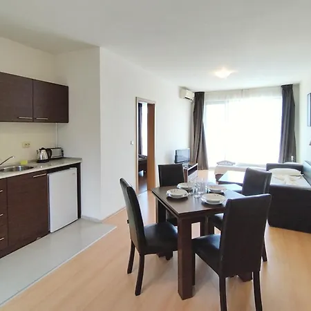 Апартамент Nlv Seaside